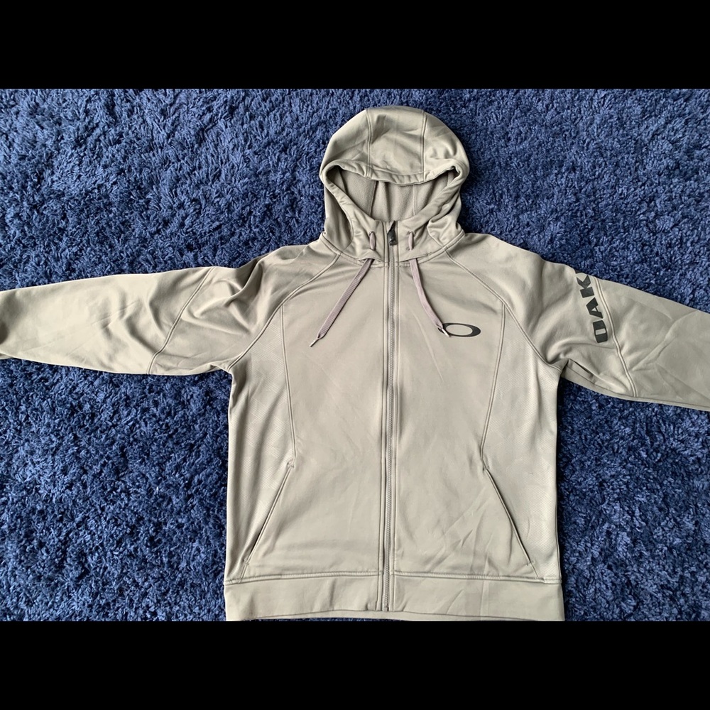 Men’s Oakley Full Zip Hoodie - size Large, gray